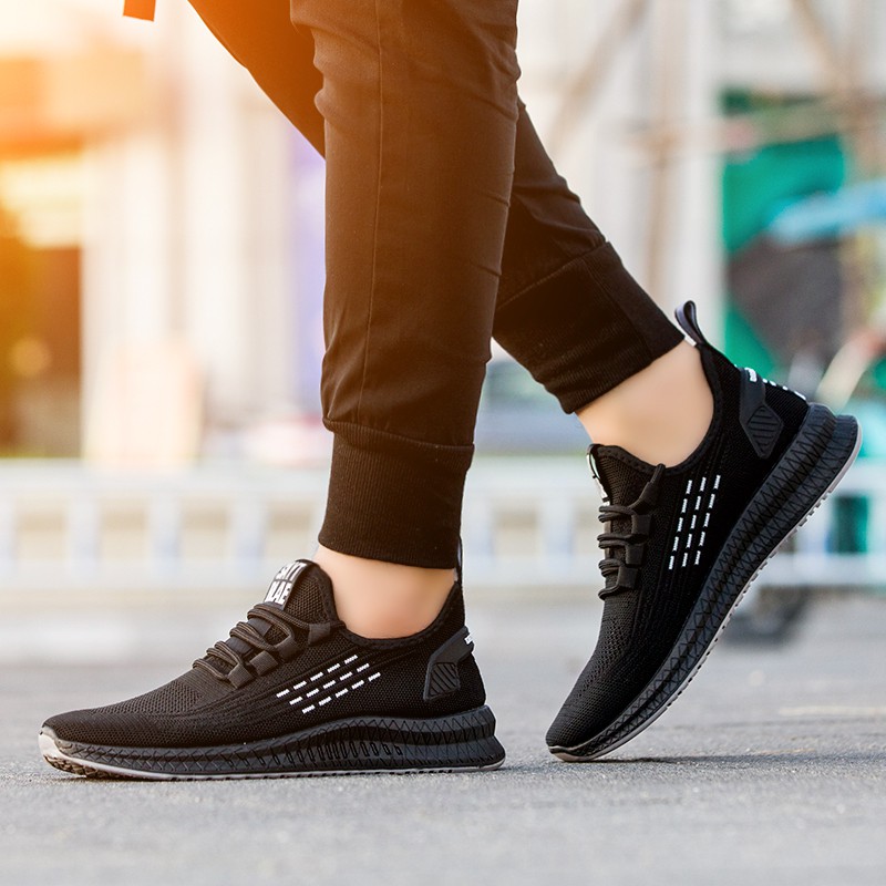 Highland Sepatu Pria Sepatu Sneaker Sepatu Canvas Running Shoes Sepatu IMPORT MR110