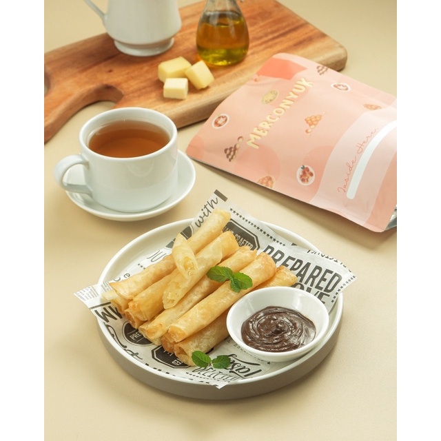 

CHEESE ROLL MERCONYUK