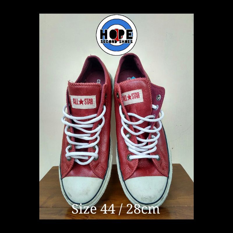 sepatu converse leather maroon