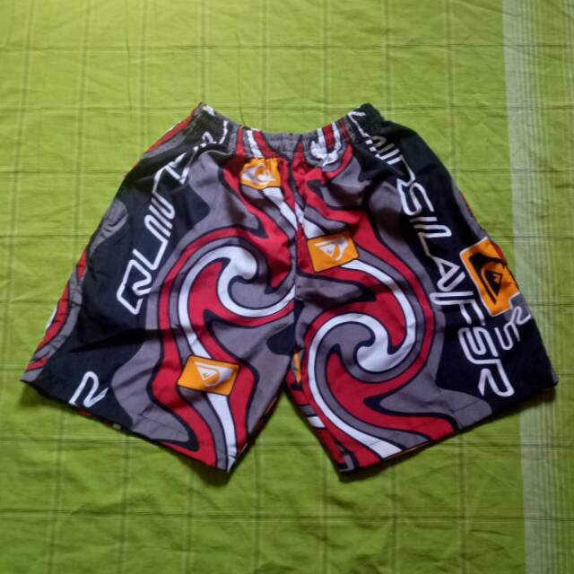 celana pendek surfing quicksilver celana pantai celana santai