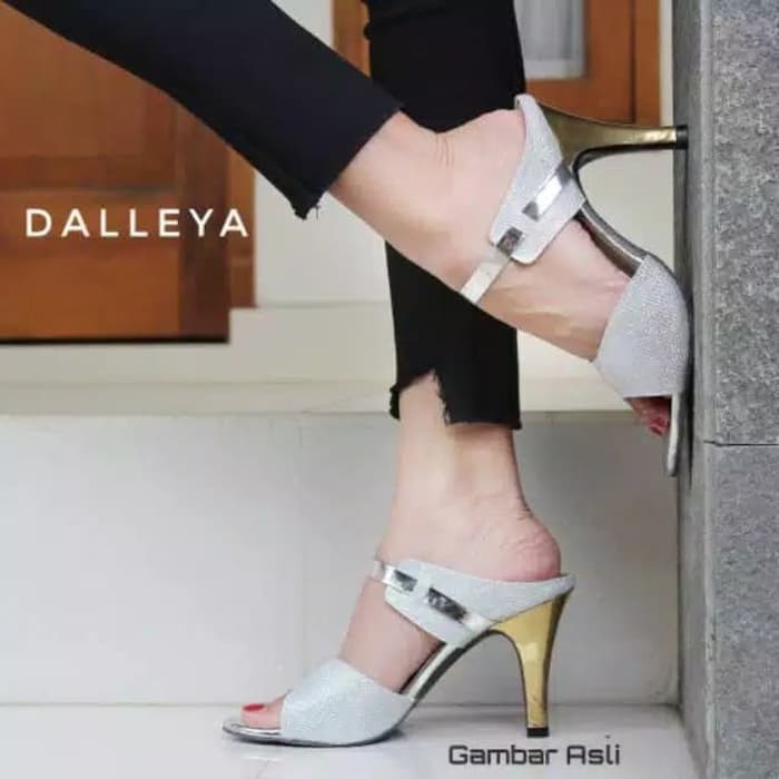Heels titus wanita 0213 emas 36 sepatu cewek murah sepatu heels cewek murah fashion wanita murah