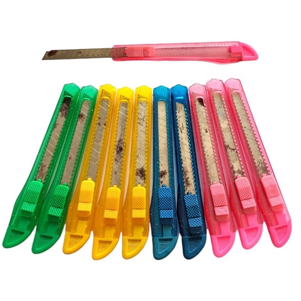 

[SST] Cutter Kecil Murah / Pisau Kecil Pemotong/Cutter MURAH