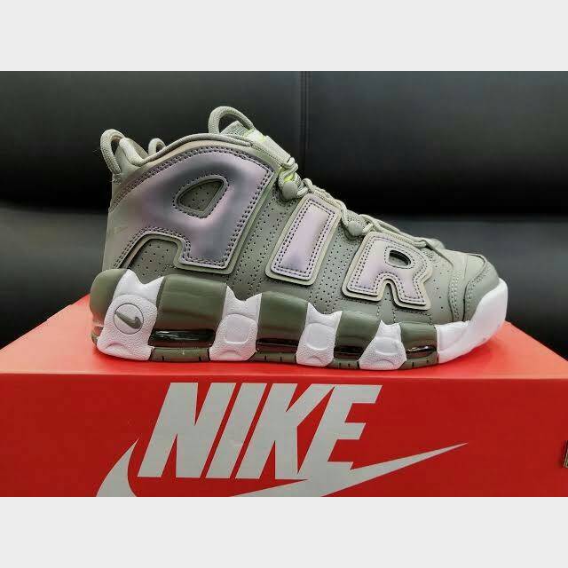 Nike Uptempo