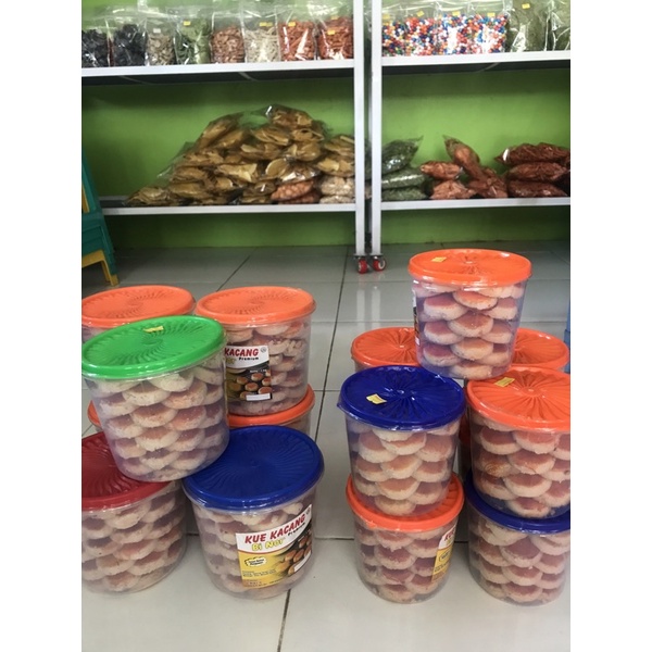 

kue kacang toples 1000 gr