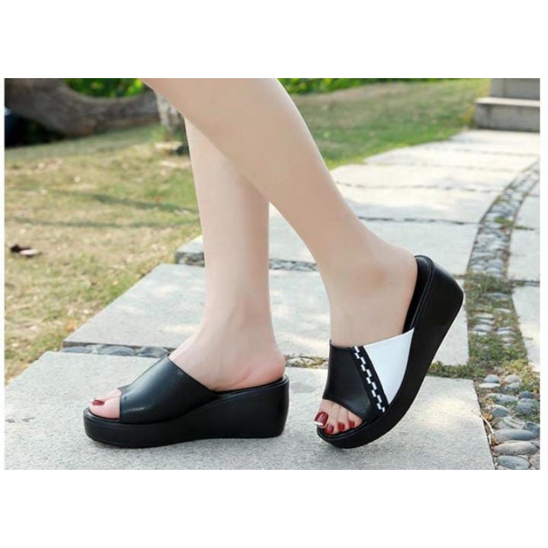 sandal wanita terbaru/sandal  wedges/sandal import /sandal pesta/bisban