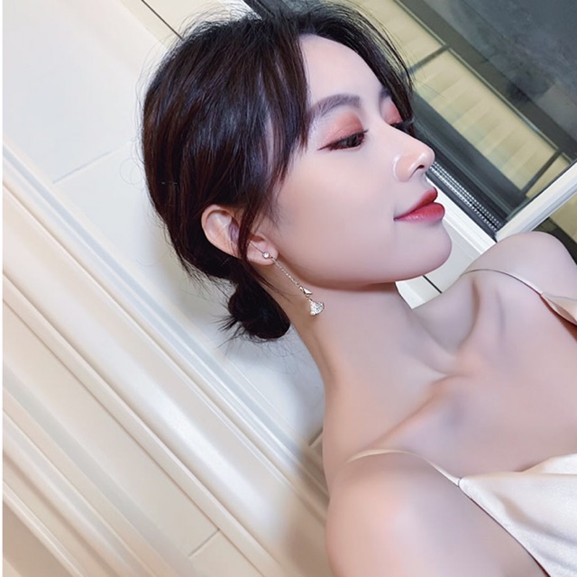 Anting （E257）Epanjang simple dengan rumbai untuk wanita