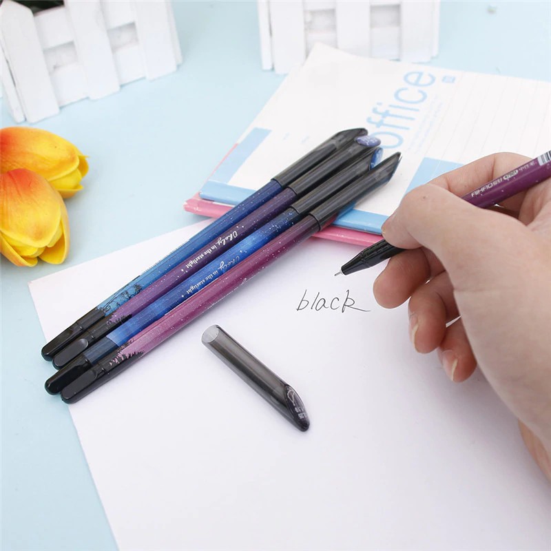 

INDORETAIL | 1 Pcs Hot Sale Novelty Galaxy Star Sky Gel Pena Pasokan Kantor Sekolah Menulis Signing