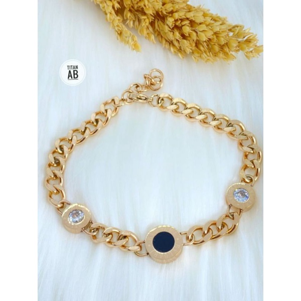 Gelang Tangan Wanita Plat Hitam Dan Permata Putih Titanium N27112103
