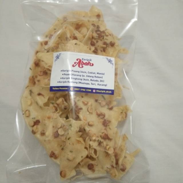 

Peyek kacang tanah