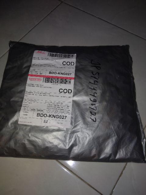 Batik Solo Pria Modern. Batik Solo Pria Lengan Panjang Murah. Batik Solo Model Terbaru.