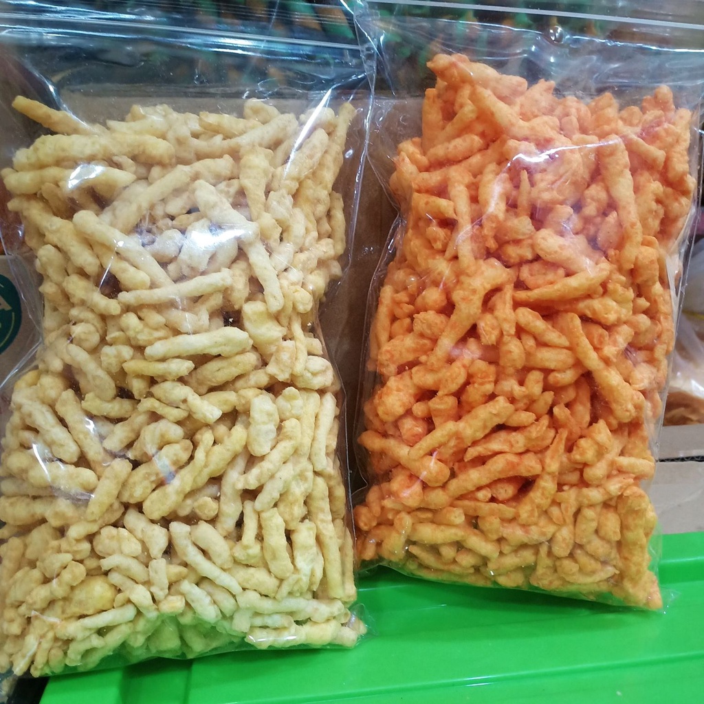 

Cemilan Kue Kering Chitos Citos Twist Corn Pack Rasa Jagung Barbeque kiloan 250gr 500gr