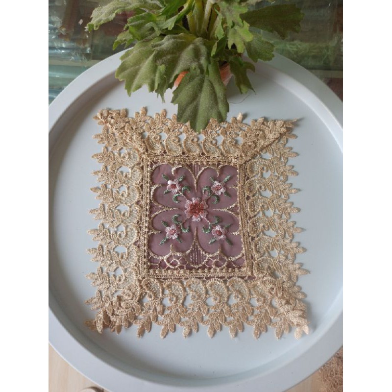 TAPLAK MEJA TAMU KOTAK KECIL ORGANDY / TAPLAK MEJA TAMU KOTAK/ TAPLAK MEJA TAMU / TAPLAK MEJA IMPORT