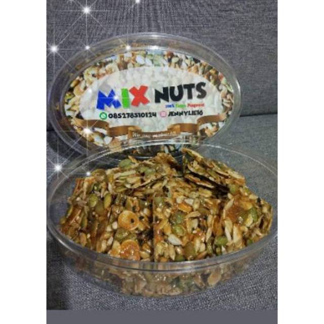 

MIX NUTS HOMEMADE