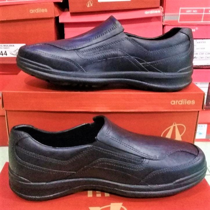 Sepatu Pantofel Karet Merk ATT AB 505 - Hitam