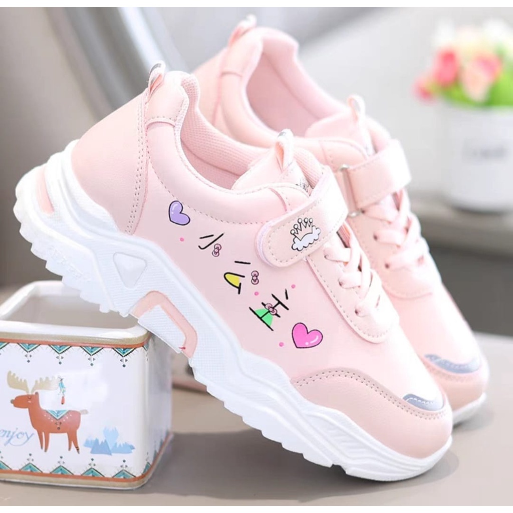 Madre Shoes Sepatu Sneakers Pria Wanita Anak Sekolah Untuk Olahraga Nongkrong Zumba Joging Running J