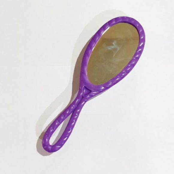 Sisir rambut oval dengan kaca