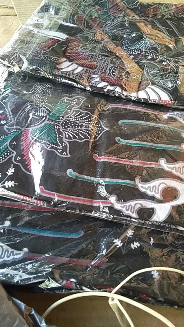 Batik Couple Keluarga Sania Ruffle Ori Ndoro Jowi Dnt Sogan Sekar Ulir - Kupu Putih Abu