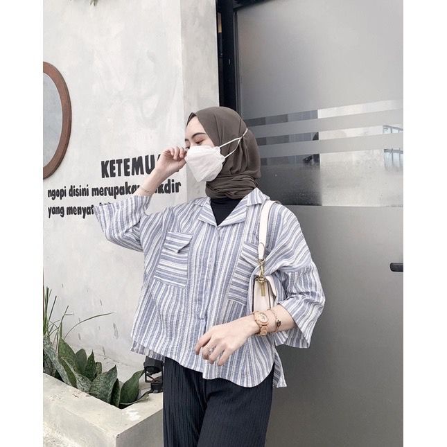 Tq88indonesia Fashion Kemeja Jumbo Salur Wanita Terbaru / MAIKO CUTE OVERSIZE XXL BIG BUTTON SHIRT / Kem Stripe / Hem / Ootd / Outfit