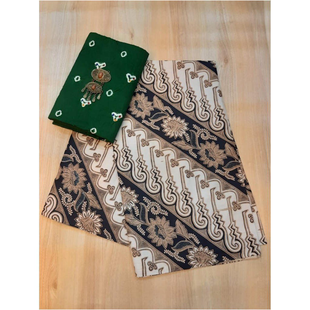 Kain Batik  Solo Jarik  Print Lawasan Parang  Kembang Miring 