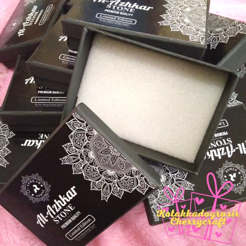 

[READY] box sovenir 9x6x3 full black FREE CETAK LOGO min 12pcs plus busa hitam 2cm