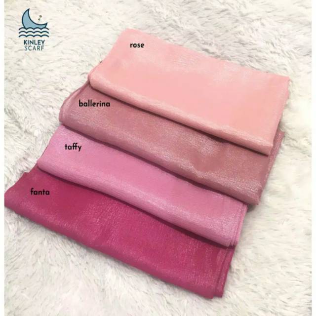 [BISA COD] TERMURAH SEGIEMPAT GLOWING / JILBAB HIJAB SQUARE CORNSKIN PREMIUM GLOW