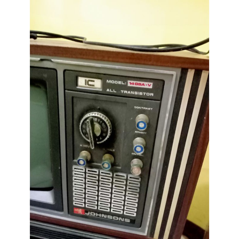 TV ANTIK JADUL MODEL 14 GSA -V ALL TRANSISTOR