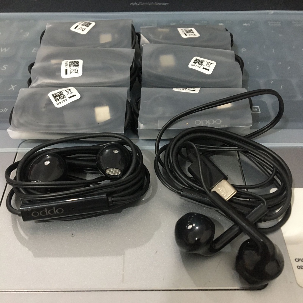 Headset Oppo tipe C Find X R17 pro Reno X earphone USB tipe c / handsfree tipe c HM135