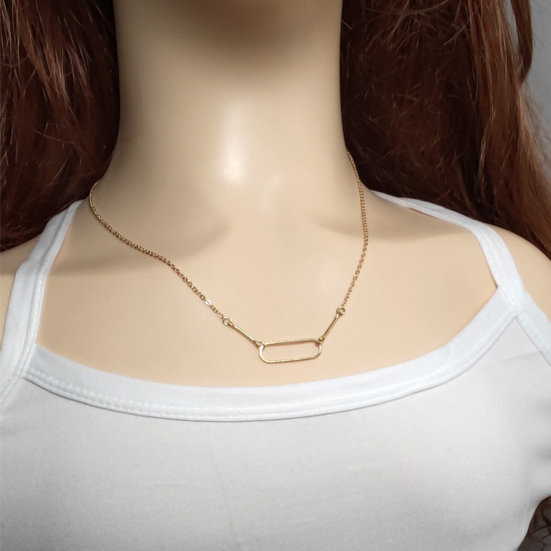 Kalung Choker Bentuk Oval Heksagonal Warna Emas Untuk Wanita