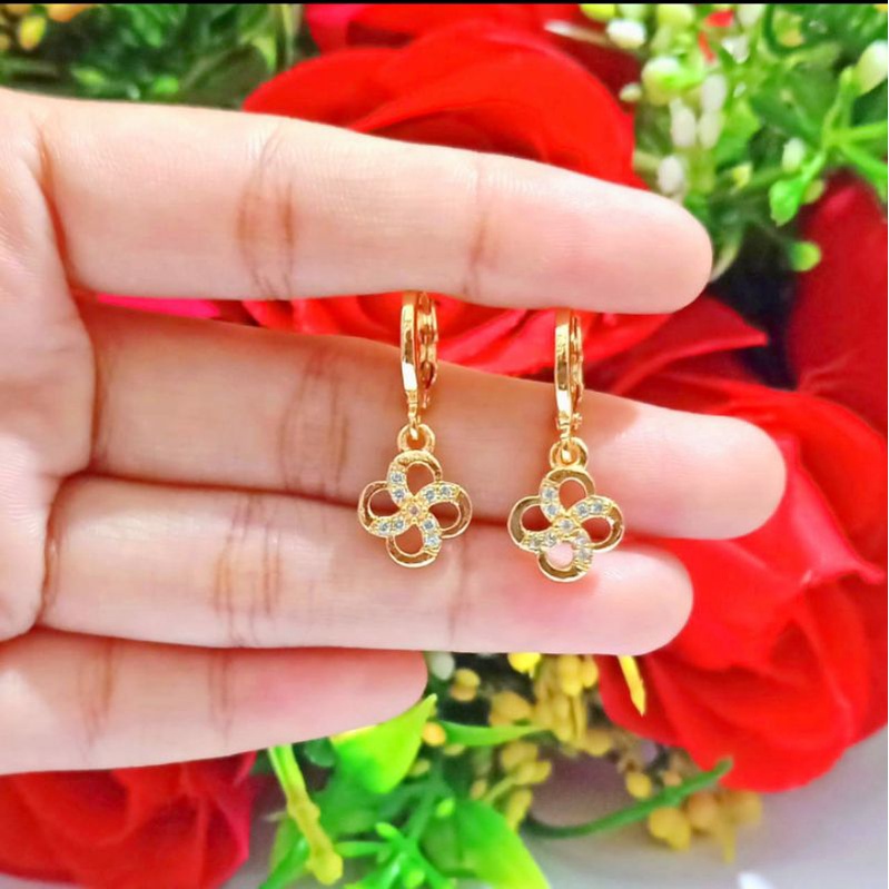 Anting Dewasa Permata Zircon Gold dan Silver perhiasan Wanita (COD)