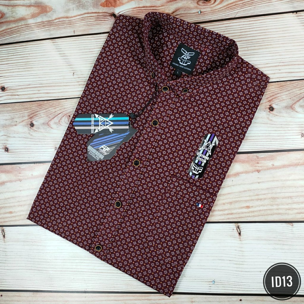 Kemeja Pria Lengan Pendek Model Slimfit - Kemeja Kasual Pria (TC 04)