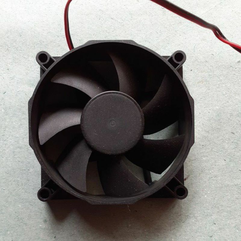 Kipas DC 12 volt bekas 8x8 cm