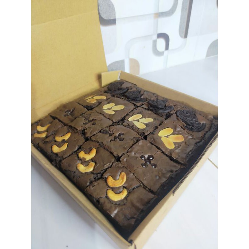 

Premium Fudge Brownies