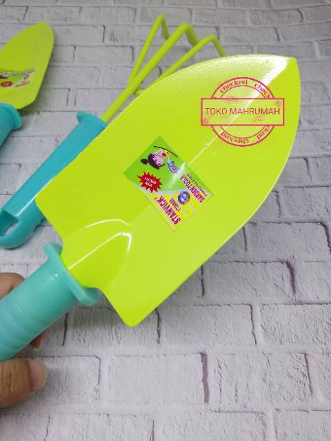 Garden Tools 3 pcs 1 set Garden Tool Alat Peralatan Berkebun SEKOP GARPU GARUK Mini - STAMVICK