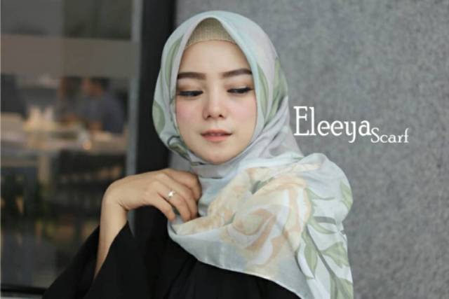 HIJAB SEGIEMPAT MOTIF ELY 52 II Eleeya Scarf