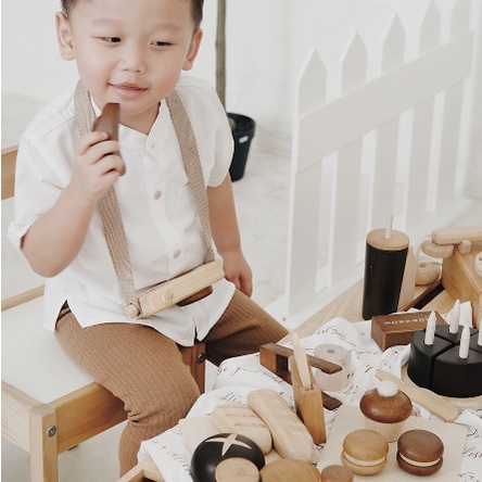 Lettering and Life Bread Set Market Collection Mainan Kayu