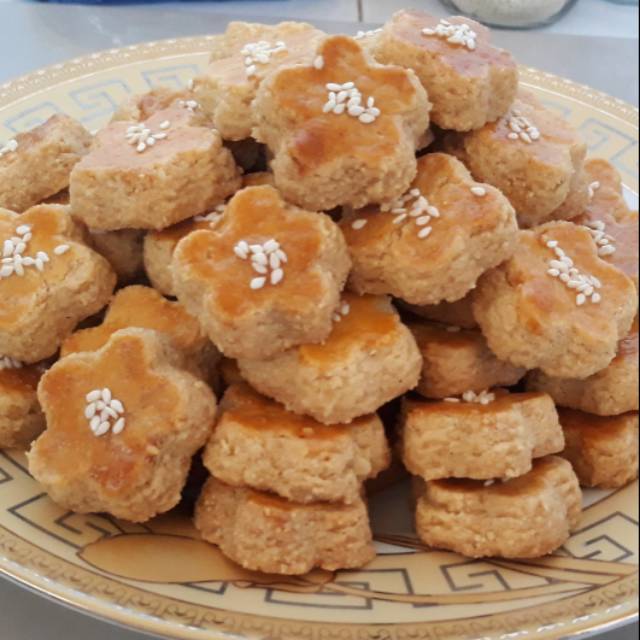 

Kue Kacang