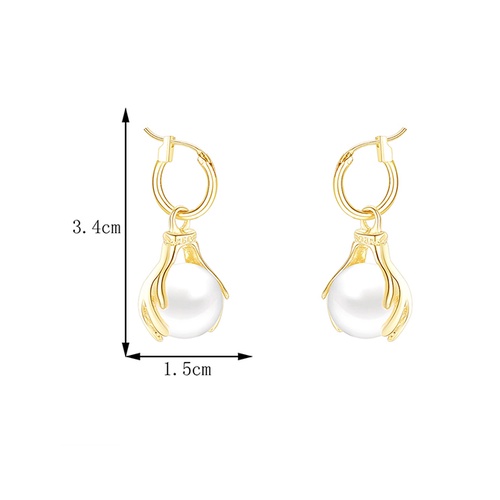 LRC Anting Tusuk Fashion Gold Color Alloy Pearl Palm W75255