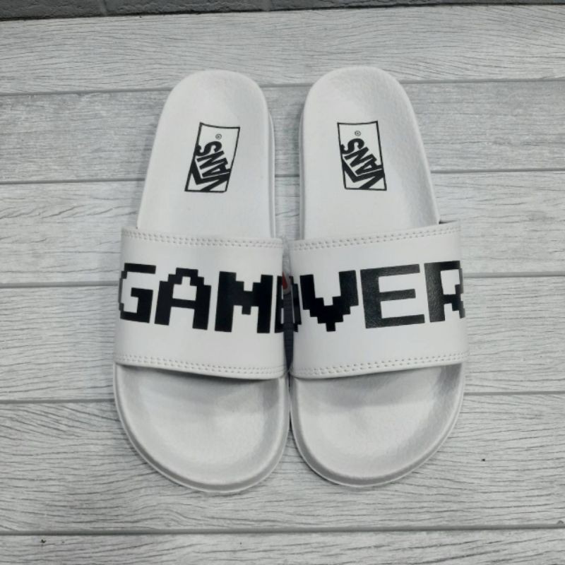 RESTOCKSENDAL VANS GAME OVER PUTIH HITAM