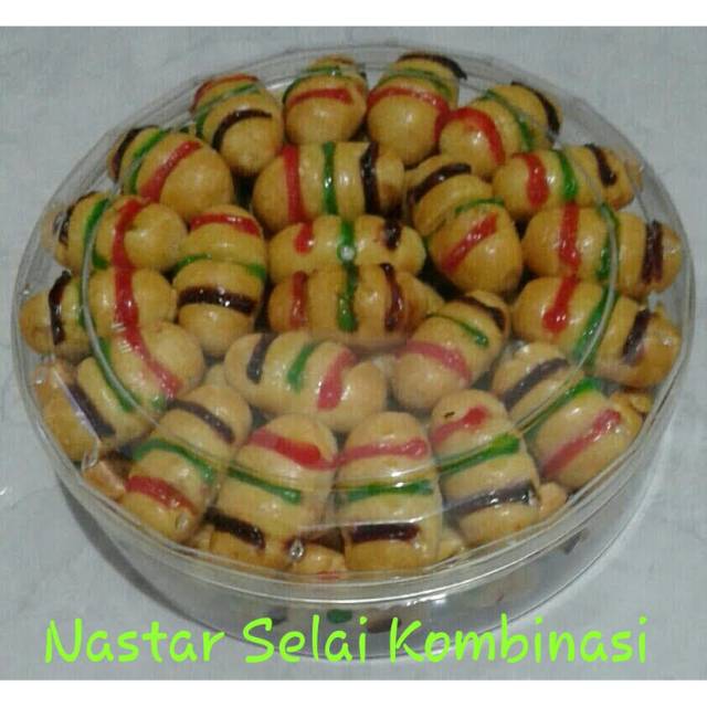 

Nastar selai kombinasi