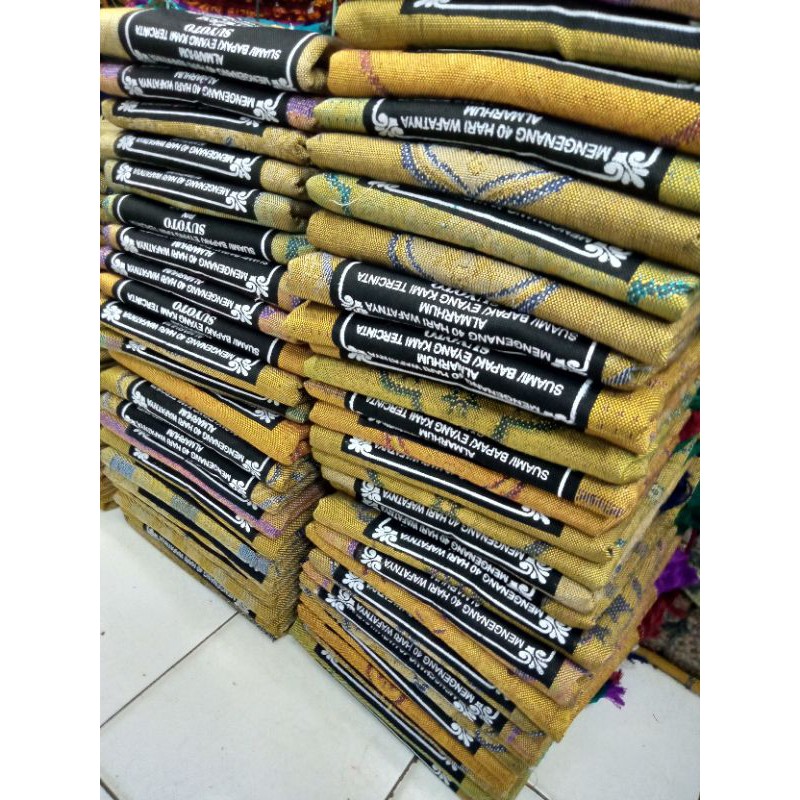 

FREE ORDER-SABLON SAJADAH BLOK HITAM UNTUK SOUVENIR HAUL/40 HARIAN/100 HARIAN DLL