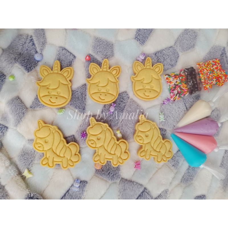 

DIY Cookies Kit Unicorn Edition