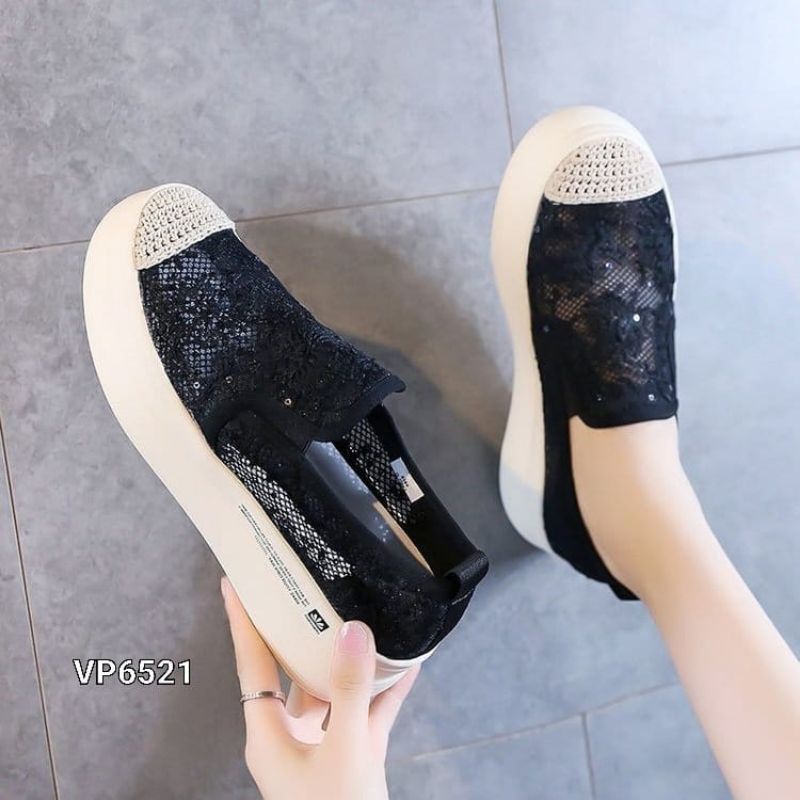 Sepatu Sneakers Slop Santai Brokat Sole Tebal Import VP6521