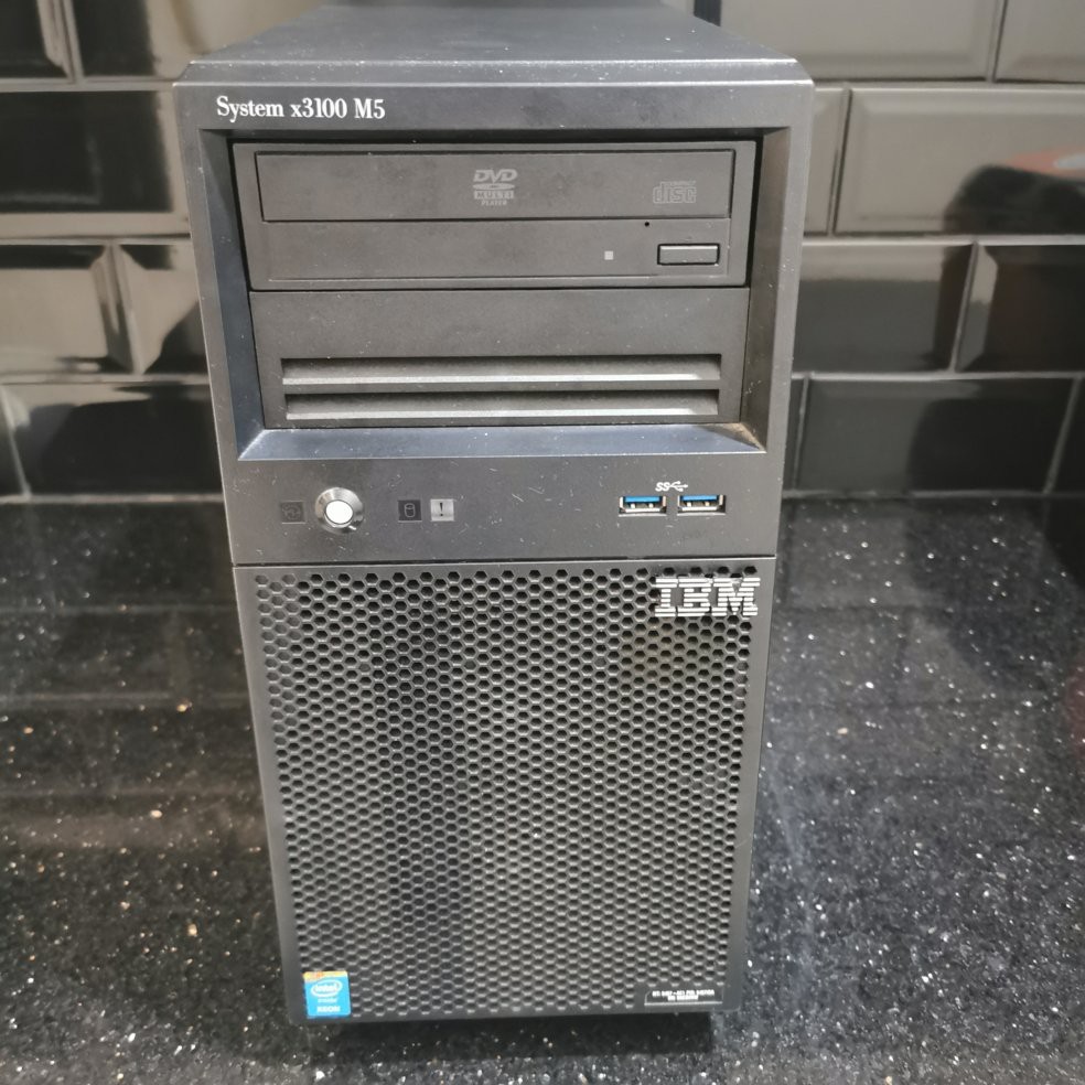 Server IBM System X3100 M5 Intel Xeon e3-1241 V3 3.5Ghz 8Core  Ram 8Gb