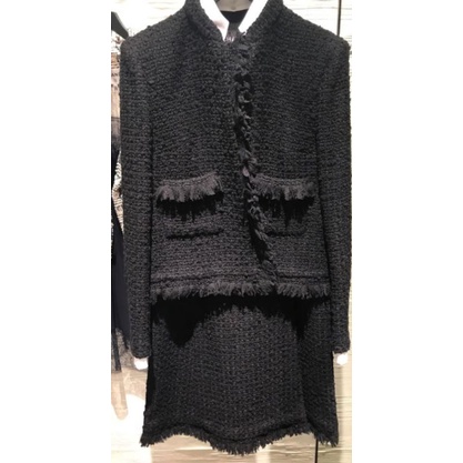 one set black tweed tag blazer with skirt