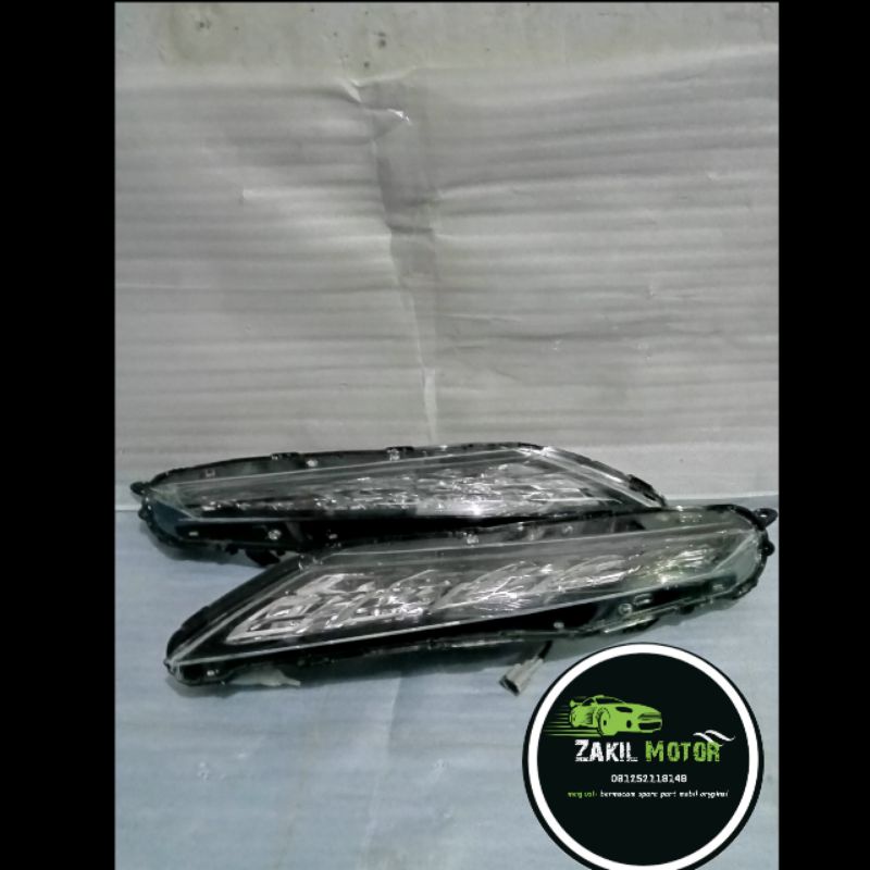 Headlamp lampu depan DRL xpander 2017 2018 2019 original