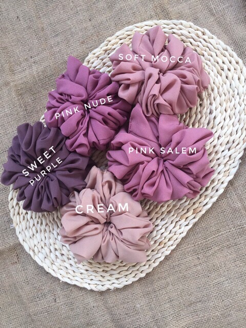 Ikat Rambut Besar / Scrunchie Jumbo / Cemol / Souvenir / Cepol