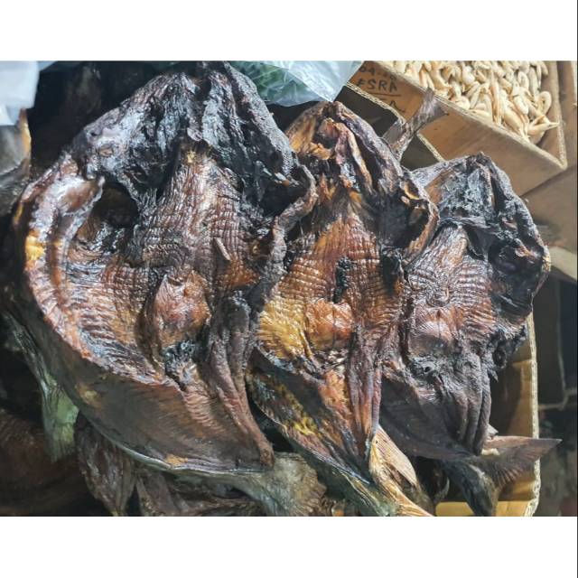 

Ikan baung asap 500gr