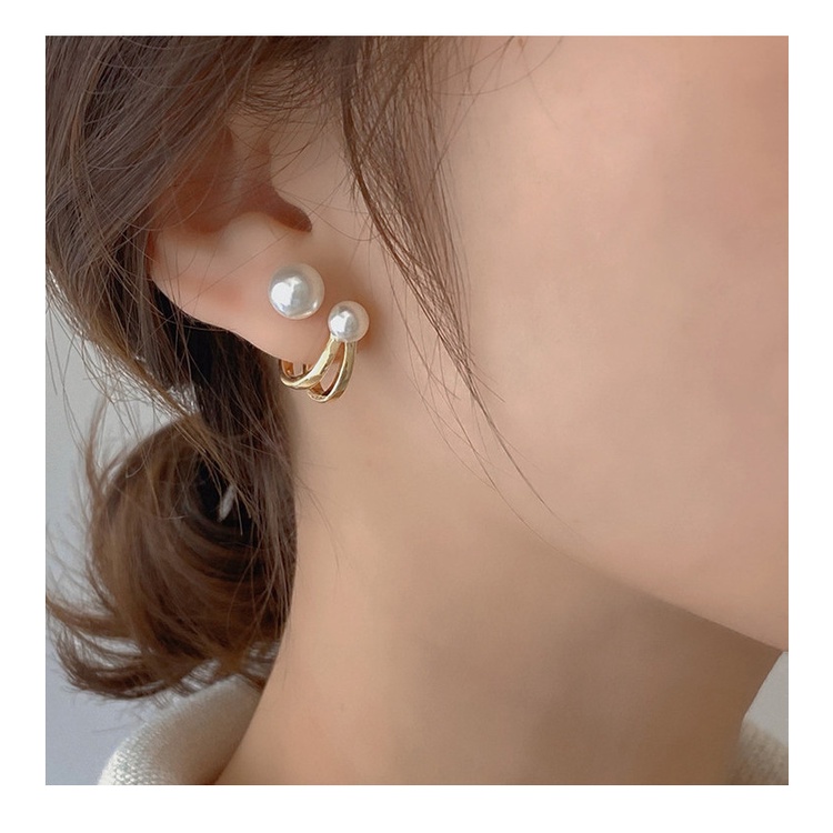 Sepasang Anting Tusuk Aksen Mutiara Bahan S925 silver