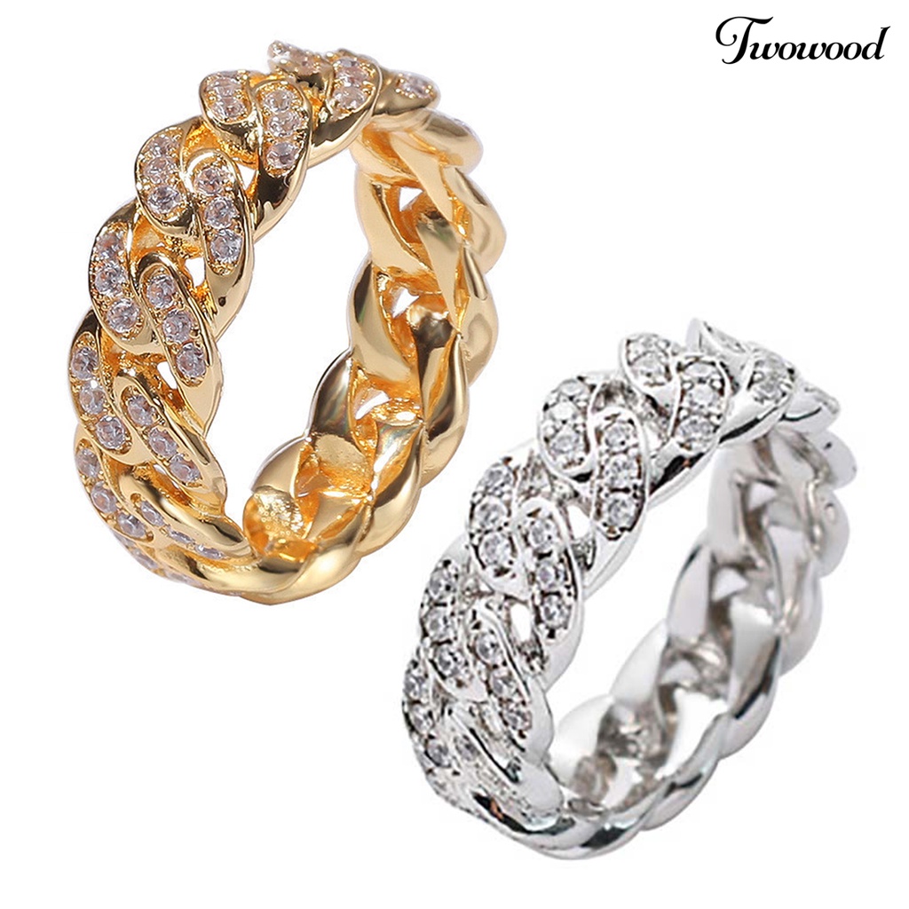 Cincin Model Twisted Bahan Cubic Zirconia Alloy Untuk Hadiah