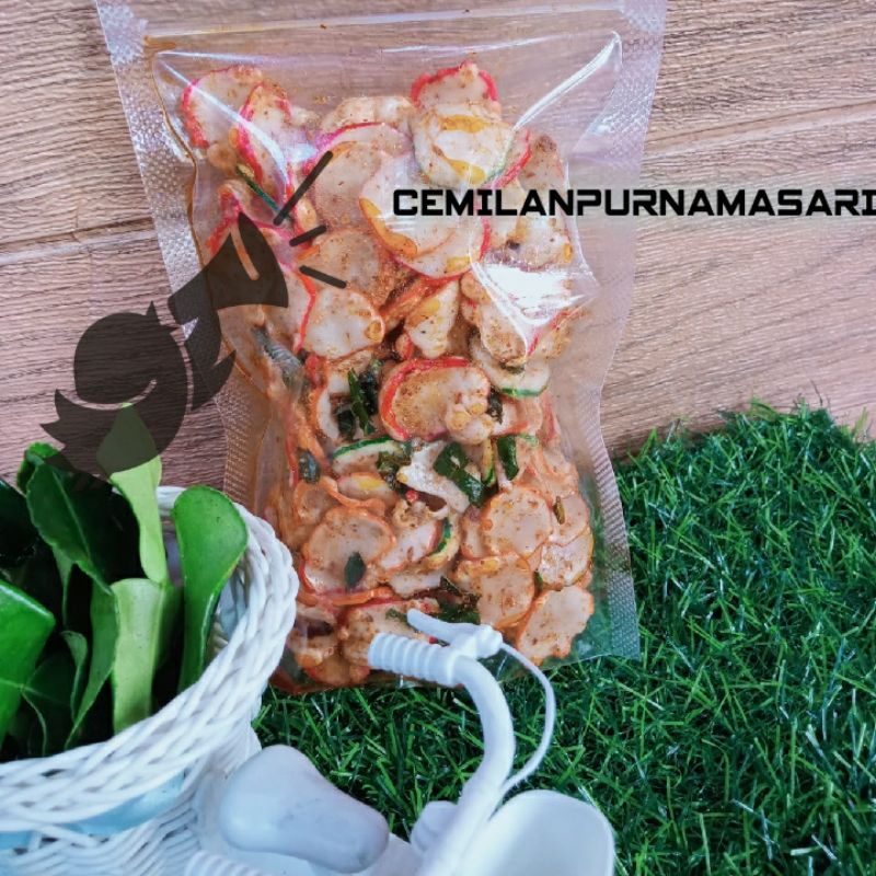 

CEMILAN KERUPUK BINTANG TERANG DAUN JERUK KRIUK/ KERUPUK BAWANG PEDAS/SEBLAK /PEDAS/GURIH/RENYAH/HOT JELETOT/ 100gram